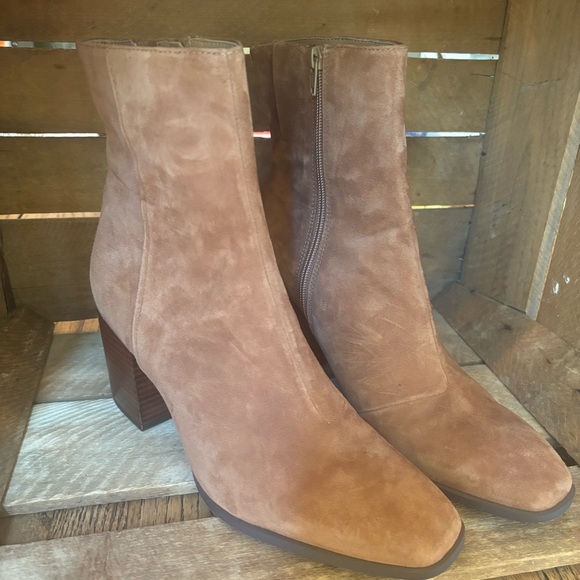 Vionic Suede Mid-Calf Boots -Harper Brown Women’s size 11 - Picture 1 of 11